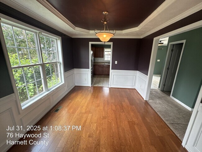 Building Photo - 76 Haywood St