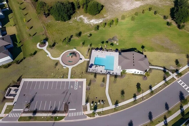 Building Photo - 5844 Bovine Dr