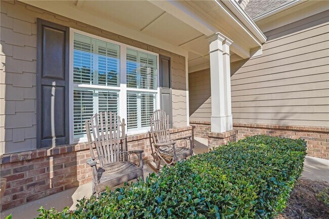 Building Photo - 3708 Majestic Oak Dr SW