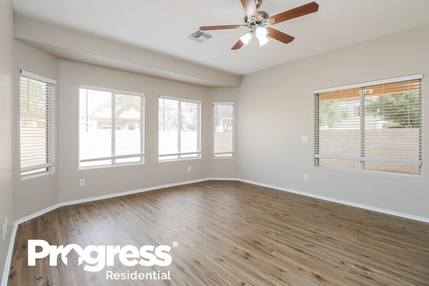 Building Photo - 1958 E Dublin St