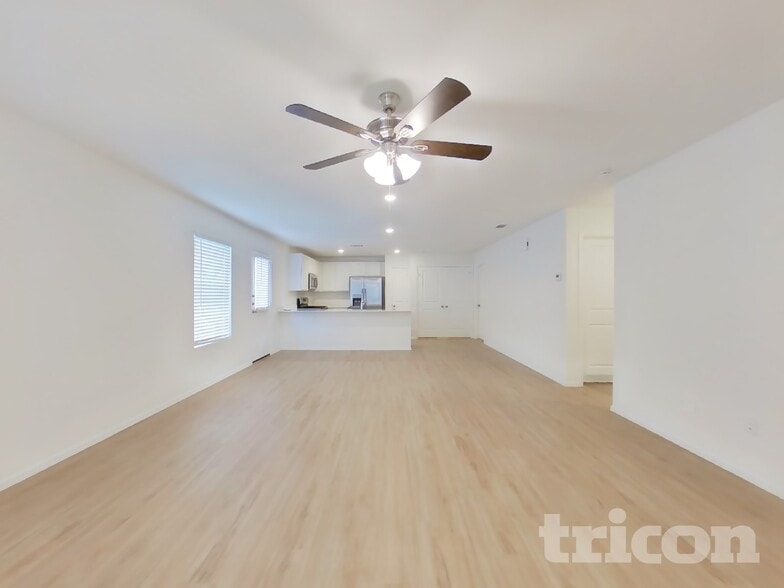 Building Photo - 17122 Quaking Aspen Ln