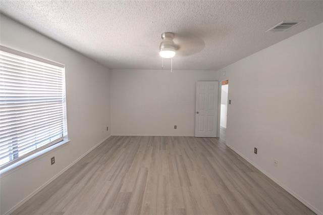 Building Photo - 5439 Pershing Ave
