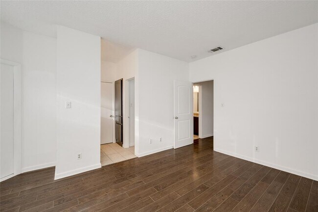 Building Photo - 5304 Indio Cove