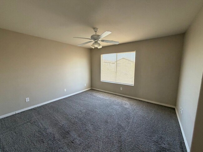 Building Photo - Beautiful Home for Rent in Avondale!