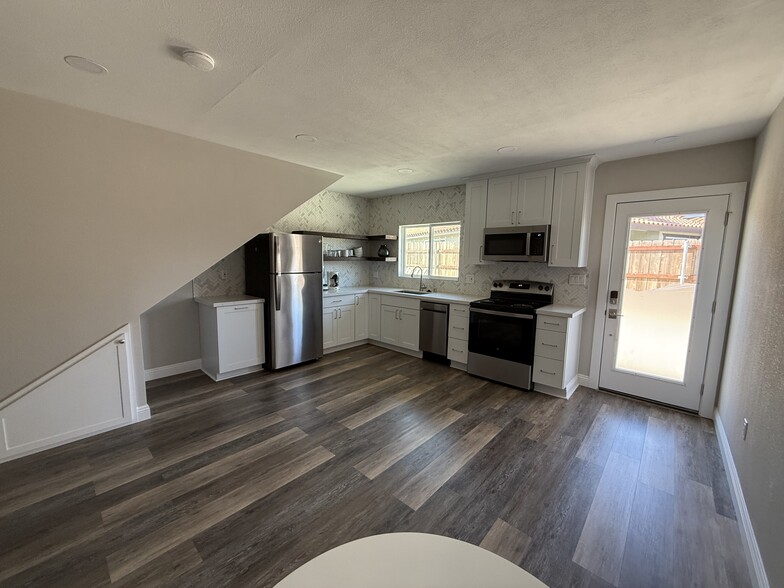 Building Photo - 5432 Horse Ridge Way