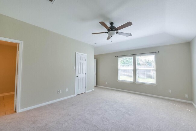 Building Photo - 21115 Amber Crossing Dr