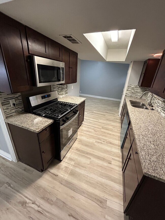 Building Photo - Interested in this home? You clearly have exceptional taste!