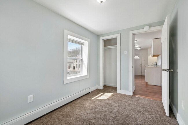 Building Photo - 921 15th St