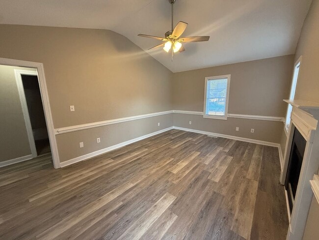 Building Photo - 4117 Juniper Ln NW