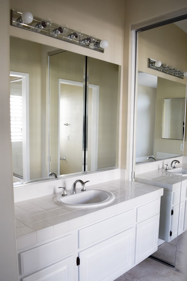 Building Photo - 24537 El Sorrento