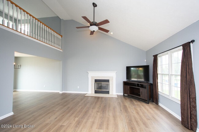Building Photo - 6702 Shallow Rock Dr