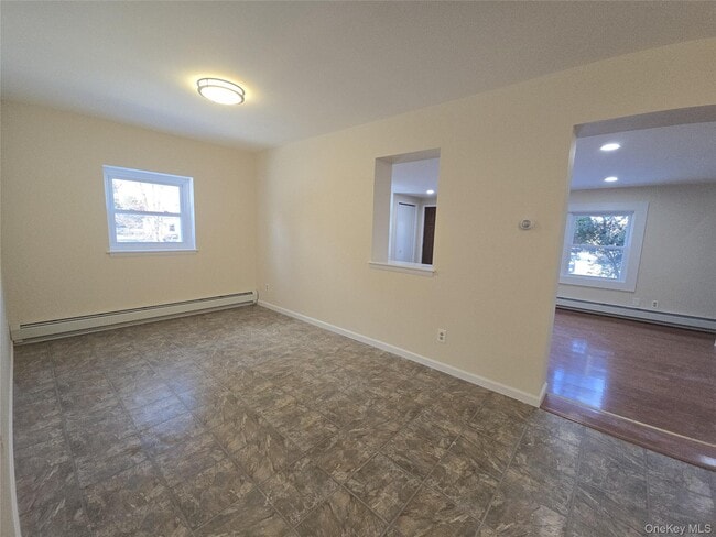 Building Photo - 91 Holloran Rd