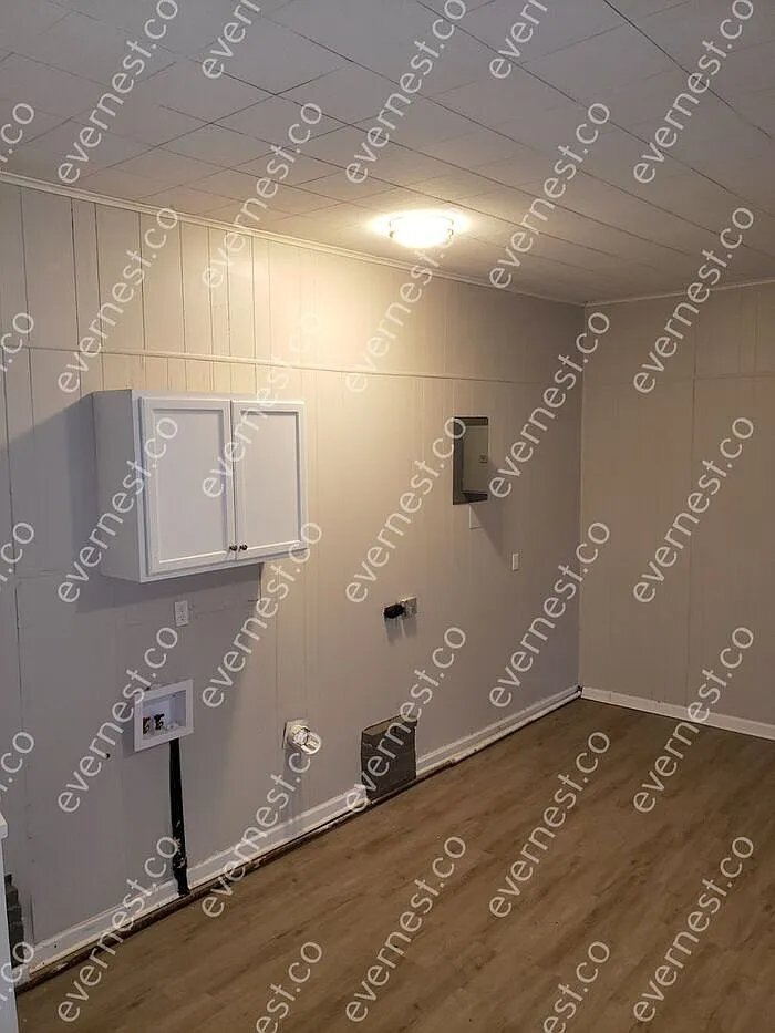 Building Photo - 729 McCluer Rd