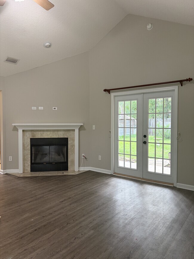 Building Photo - 4957 Verdis St