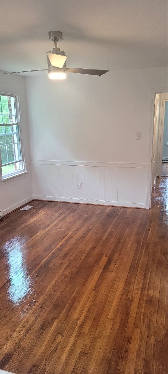Building Photo - 412 Pagebrook Dr