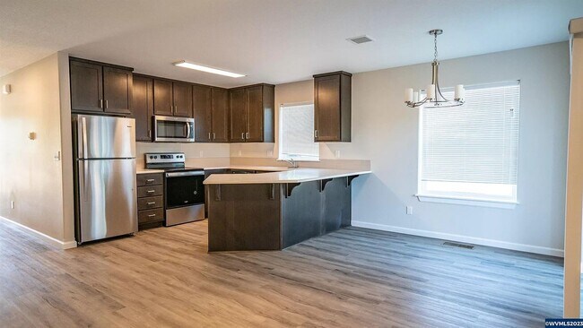 Building Photo - Newly Built 3 Bed / 3 Bath Duplex! $500 Amazon Gift Card! First 1.5 Month's Rent Is Free!