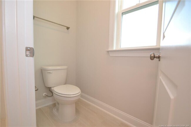 Building Photo - 421 Canyon Spring Trl