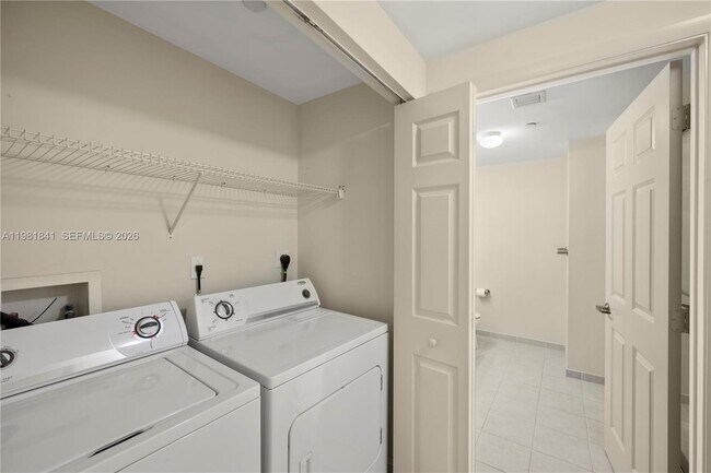 Building Photo - 510 NW 84th Ave