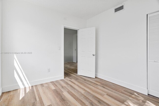 Building Photo - 1601 NW 50th St