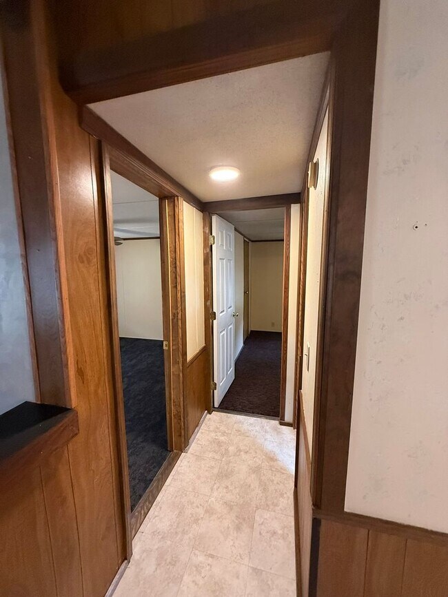 Building Photo - 14383 Yuma Rd