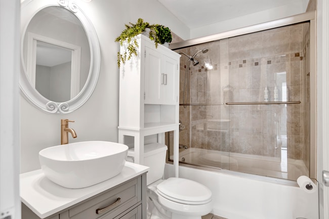 Building Photo - Innerarity Point Living at an Affordable Cost!