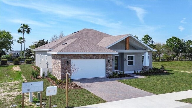 Building Photo - 163 Blazing Star Ave