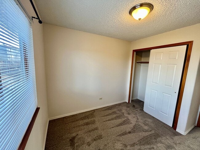 Building Photo - Beautiful 3 Bedroom Home in Sundown