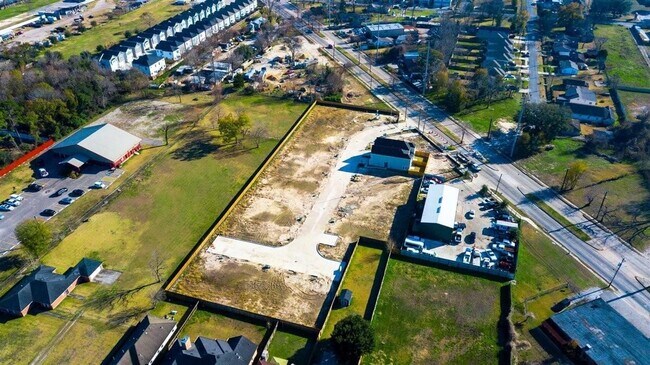 Building Photo - 9113 Highland Northern Wy