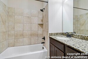 Building Photo - 944 Wilderness Oaks