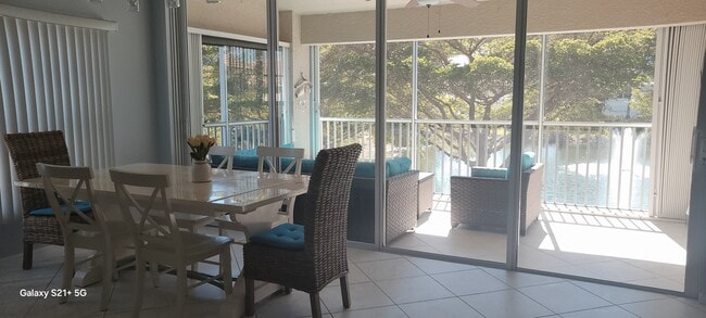 Building Photo - 5620 Sherborn Dr