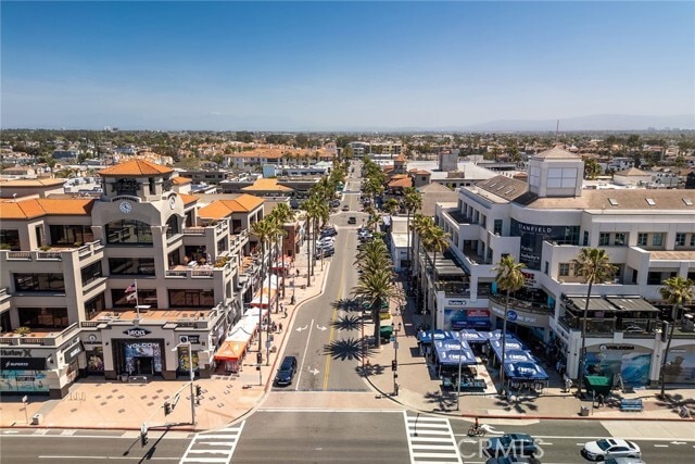 Building Photo - 409 Utica Avenue