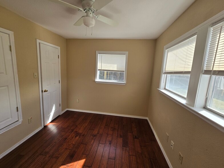 Bedroom - 505 Veterans Ave