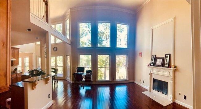 Building Photo - 720 Creek Wind Ct