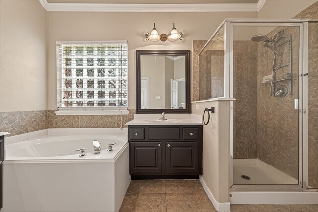 Building Photo - 4702 Autumn Orchard Ln