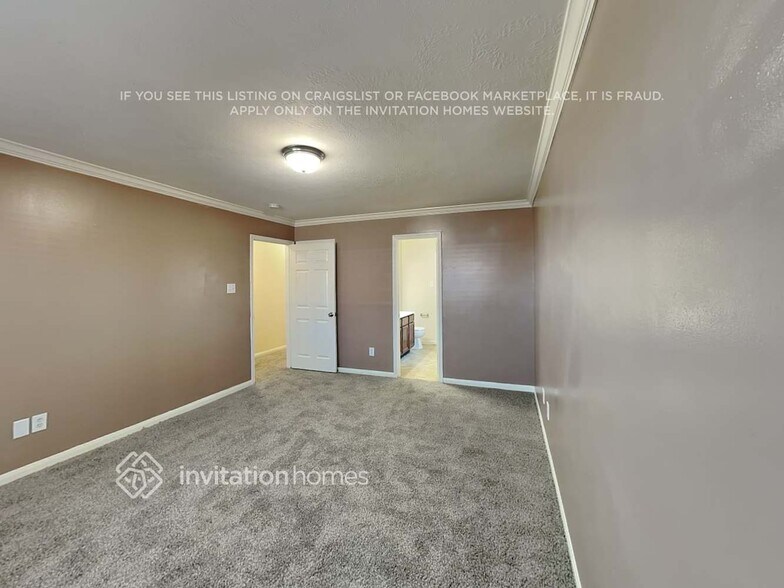 Building Photo - 4030 Falvel Shadow Creek Dr