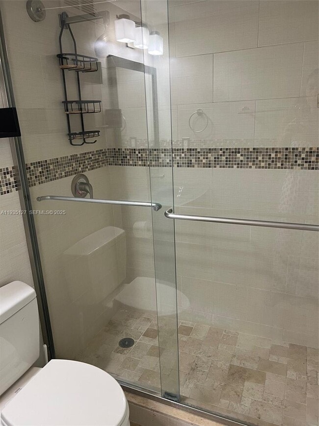 Building Photo - 2501 S Ocean Dr