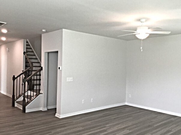 Building Photo - 2303 Fruitful Vine Ln