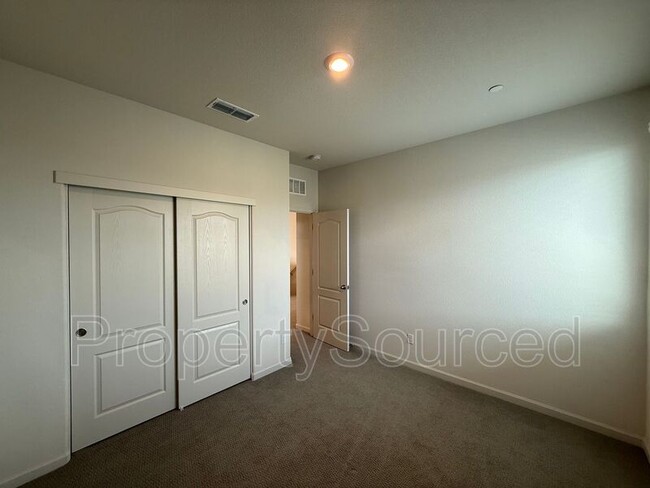 Building Photo - 2957 Mokelumne Ct