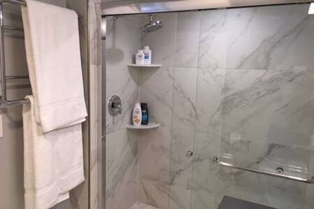 Bathroom - 184 Elder Ave