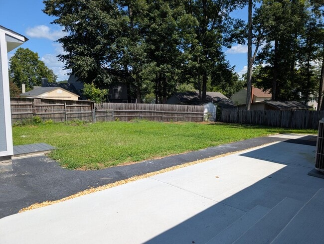 Building Photo - 9310 Coleson Rd