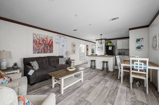 Building Photo - 3150 Plateau Dr
