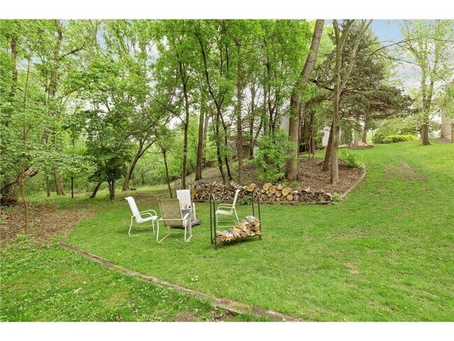 Building Photo - 3757 Bayberry Ln