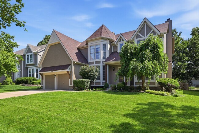 Building Photo - Luxury, Location & Lifestyle—All in One! Executive Home w/ Community Pool
