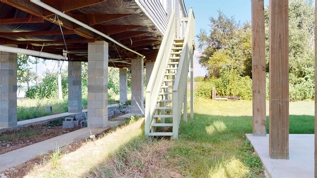 Building Photo - 435 16th St