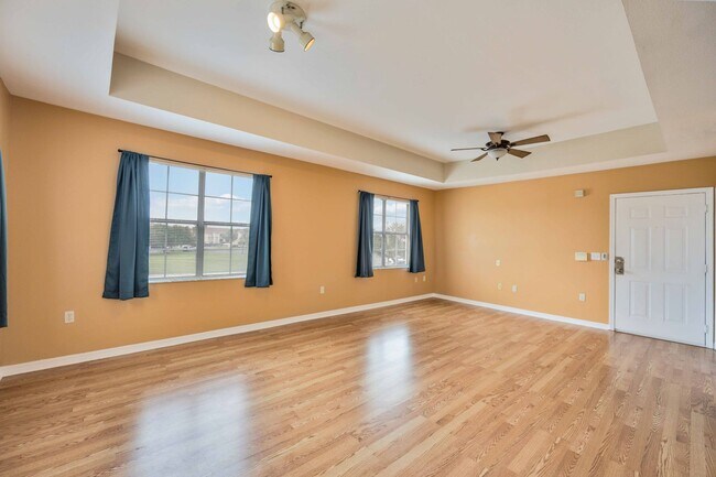 Building Photo - 2/2 condo at the Villagio becoming availab...