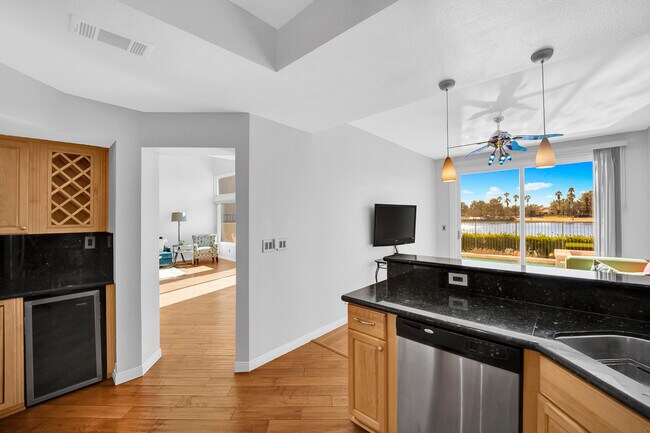 Building Photo - 2533 Seascape Dr