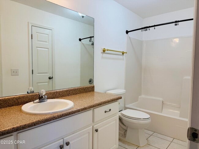 Building Photo - 6528 Omoko St