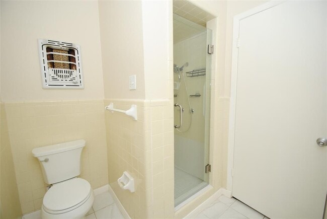 Building Photo - 10038 Briarwild Ln