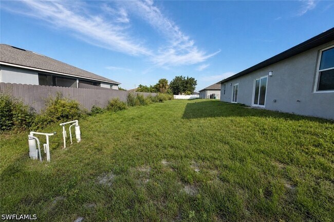 Building Photo - 4816 24th St SW
