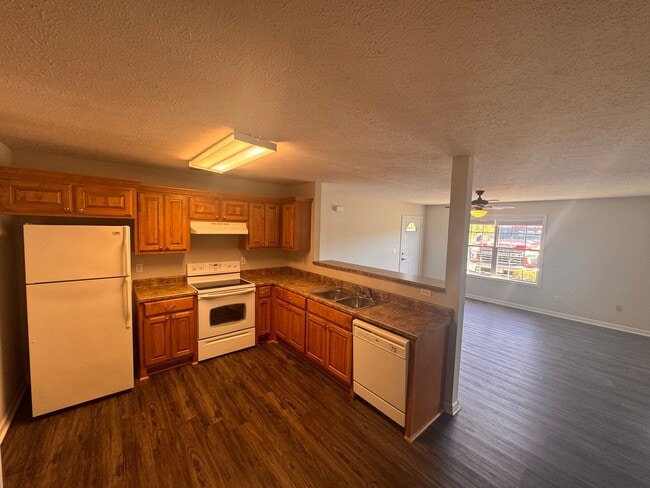 Building Photo - Williams Rd. Apartments